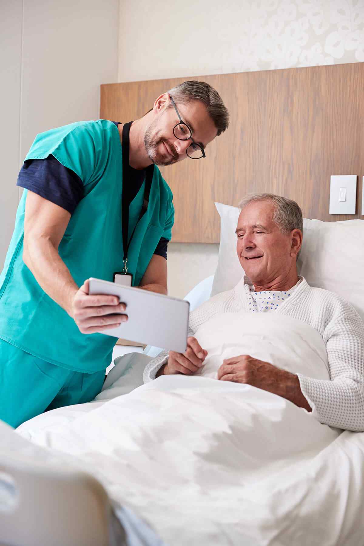 https://amhcare.in/wp-content/uploads/2021/07/home_01_image_02.jpg